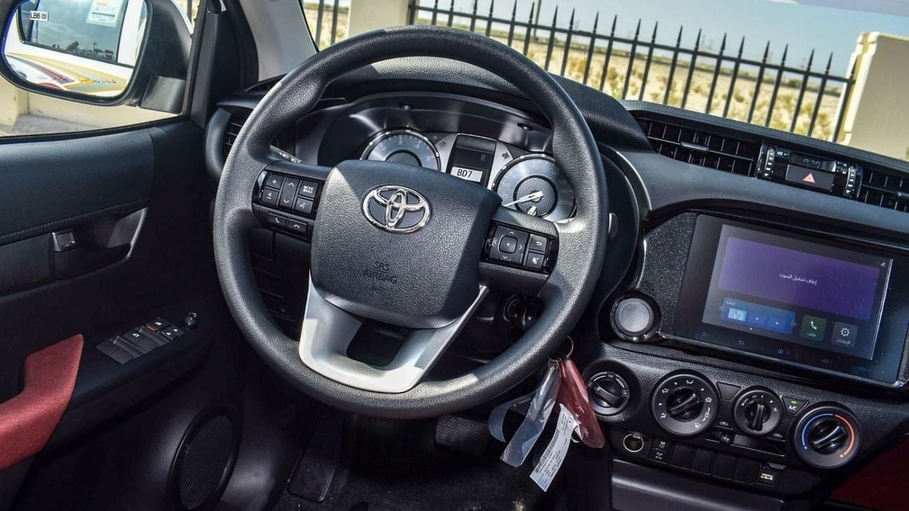 Toyota Hilux S GLX 2.4L 4WD A/T 2025YM