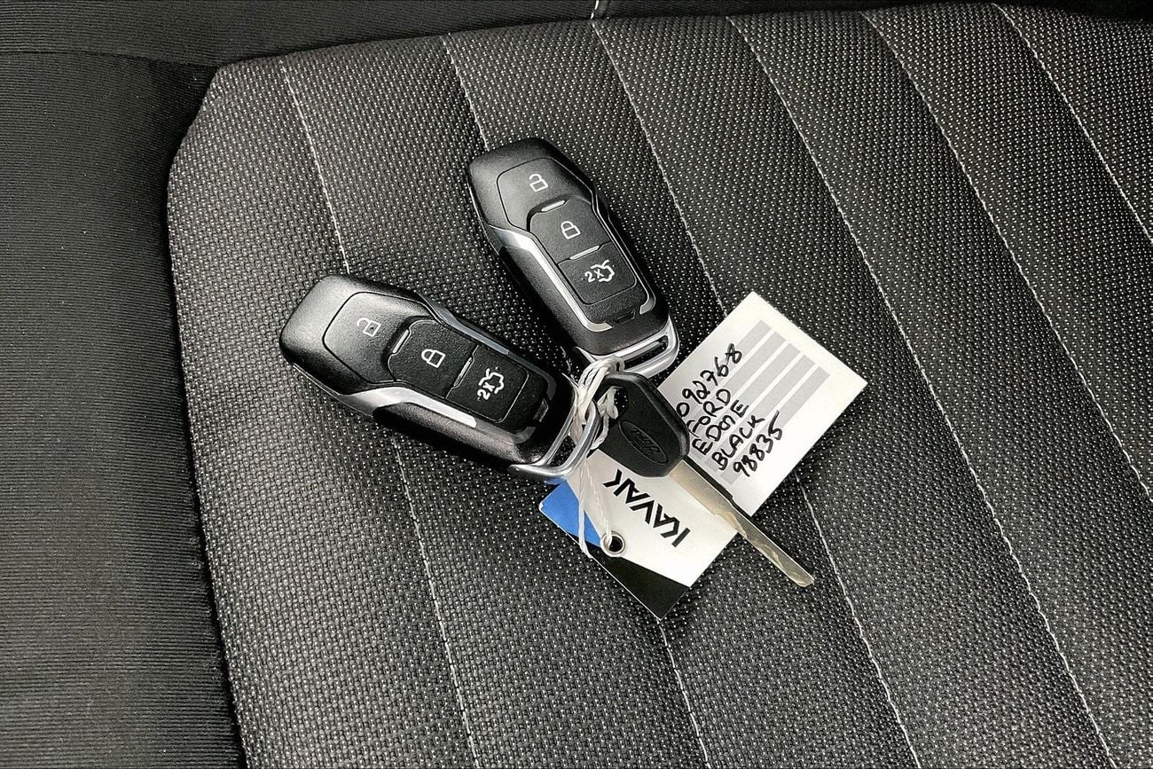 فورد إدج SE | سنة ضمان مجانية | خالية من أضرار الفيضانات