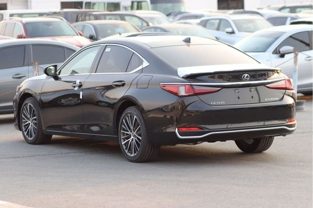 Lexus ES300 HYBRID 2.5L HYBRID, PUSH START, ELECTRIC SEAT, LEATHER SEAT, FWD, 4 DOORS, MODEL 2024