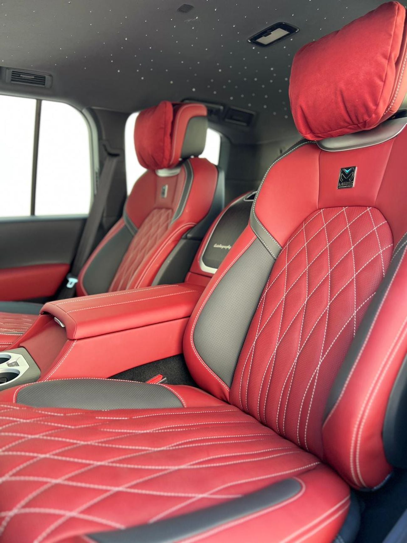 تويوتا لاند كروزر GR SPORT LC 300 3.3L DIESEL GR SPORT FULL OPTION VIP MBS AUTOBIOGRAPHY SEAT AND ROOF STAR LIGHT