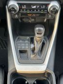 Toyota RAV4 XLE 4WD push start,leather seats 2021
