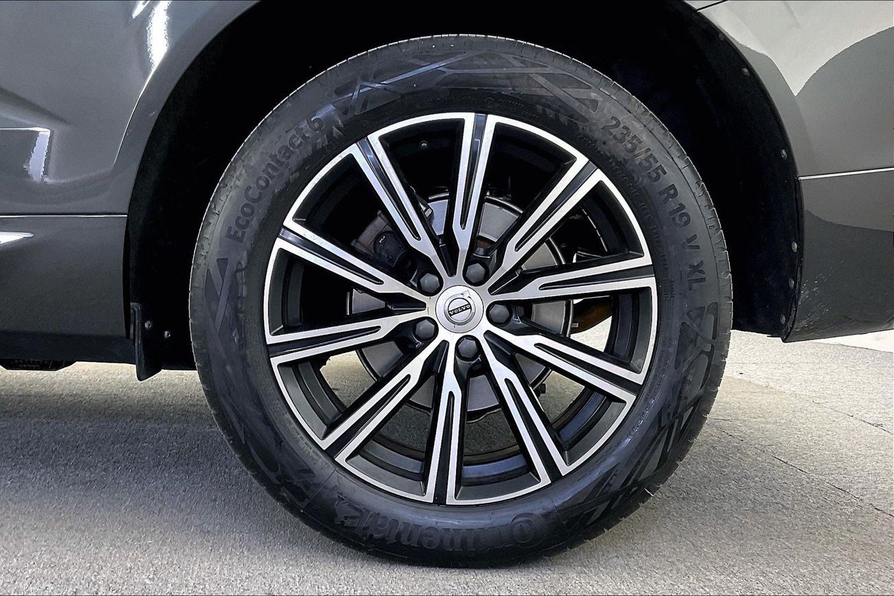 Volvo XC60 T5 Inscription | Guaranteed Warranty | 0 Down Payment