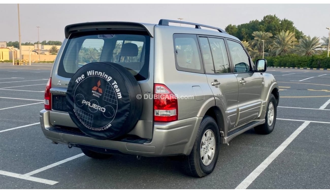 Mitsubishi Pajero Full option