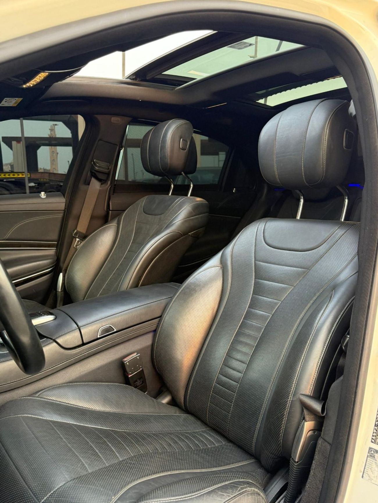 مرسيدس بنز S 550