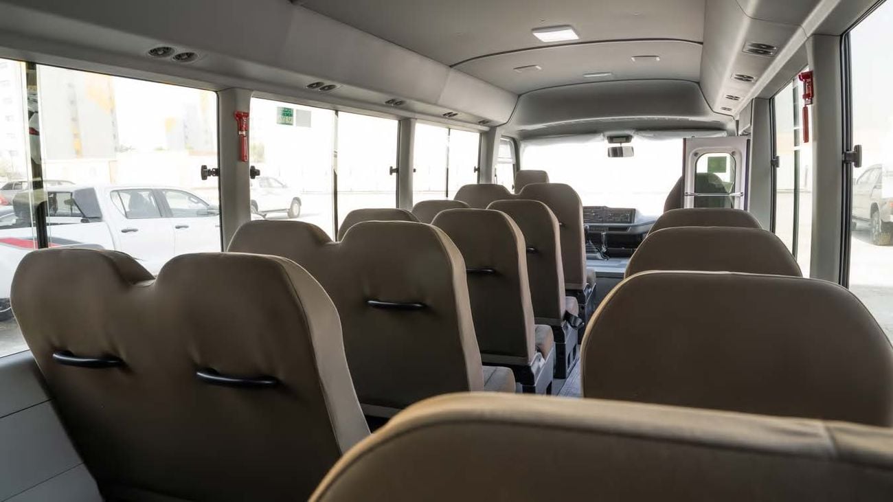 Toyota Coaster COASTER 23STR MT DSL 4.0(WHITE INSIDE MD GREY)25YM