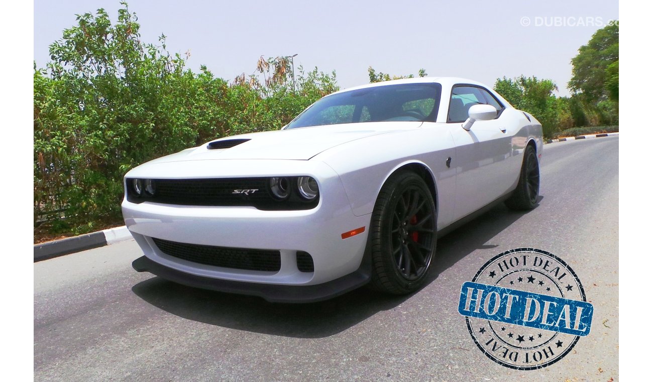 دودج تشالينجر SRT® Hellcat 2015 أقوى محرك سوبرتشارج القياسي الجديد بـ٨ أسطوانات على شكل V وسعة ٦.٢ لتر, ٧٠٧ أحصنة