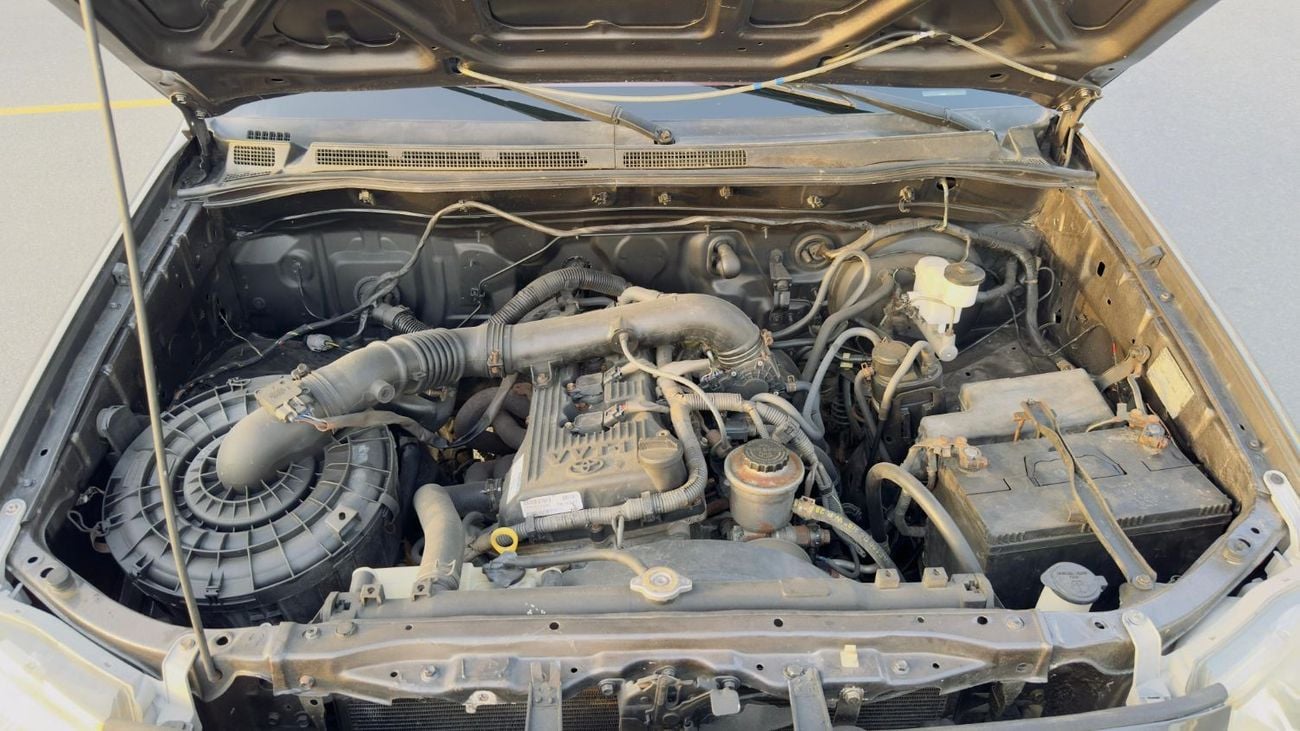 تويوتا هيلوكس -