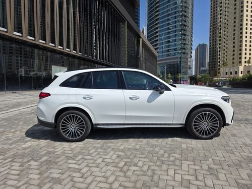 Mercedes-Benz GLC 300 e 300 GLC AMG