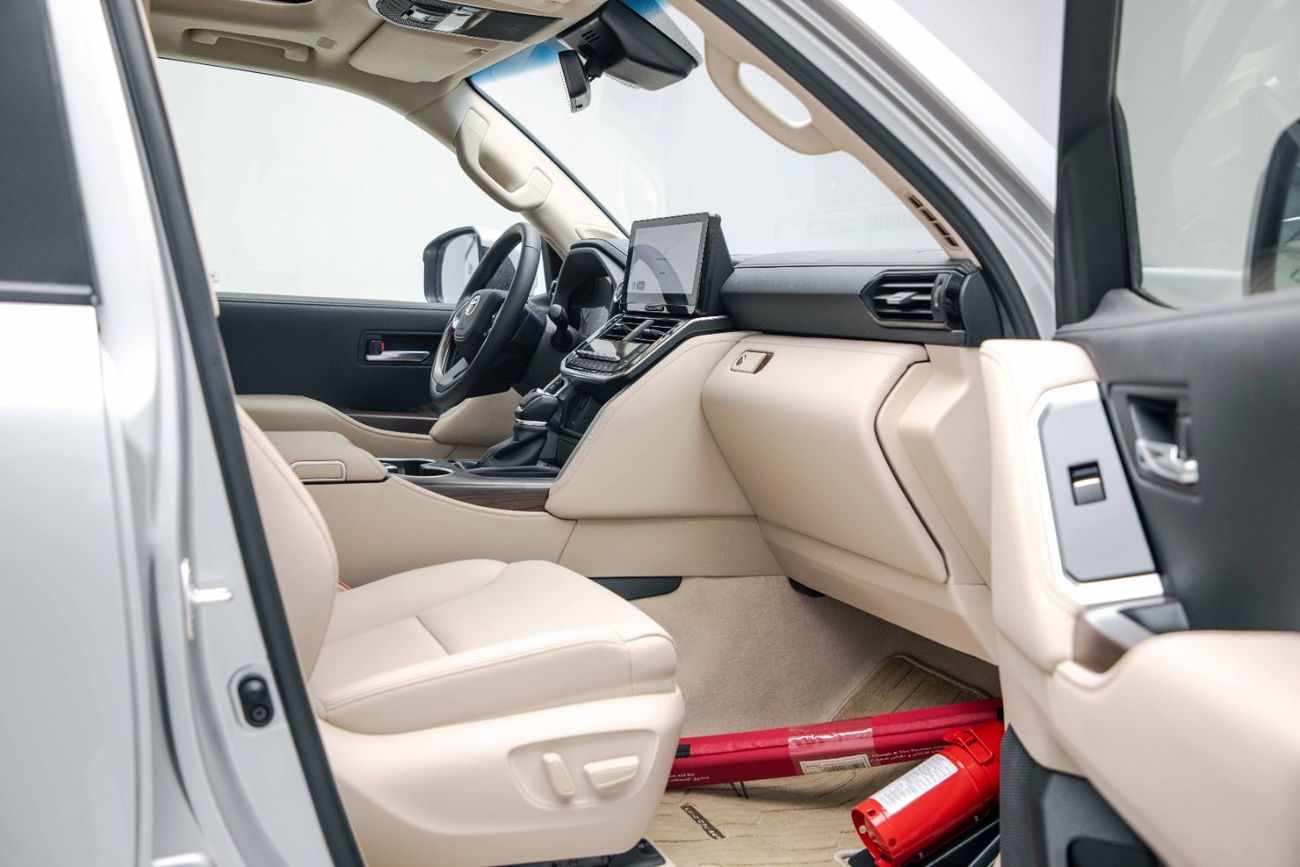 Toyota Land Cruiser GXR 3.5L - Silver Metallic Inside Beige | Export Only