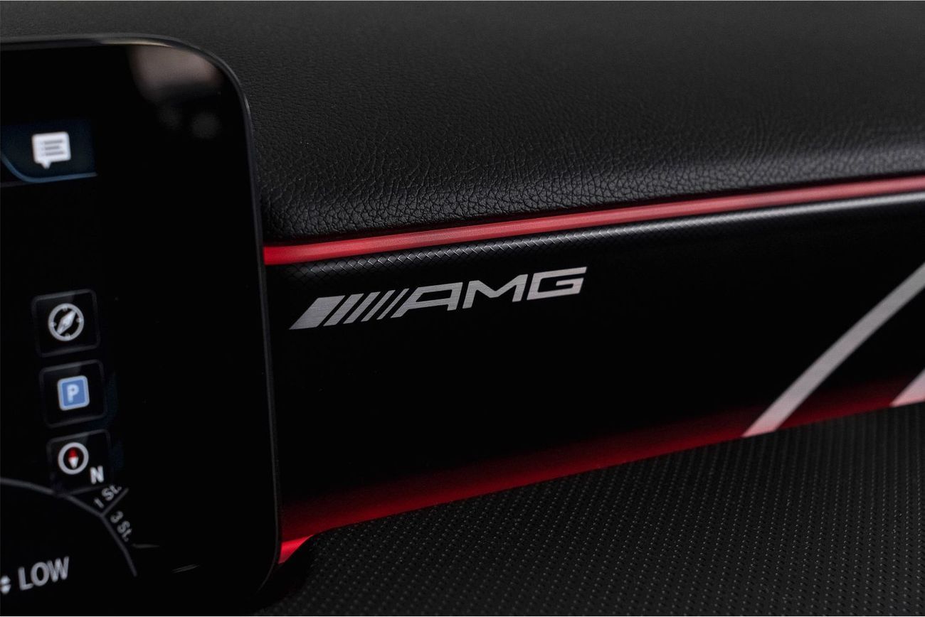 مرسيدس بنز A 35 AMG 4MATIC Hatchback