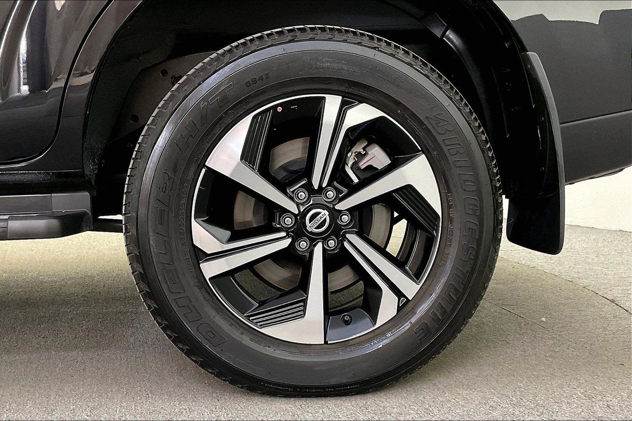 Nissan XTerra Platinum | Guaranteed Warranty | 0 Down Payment