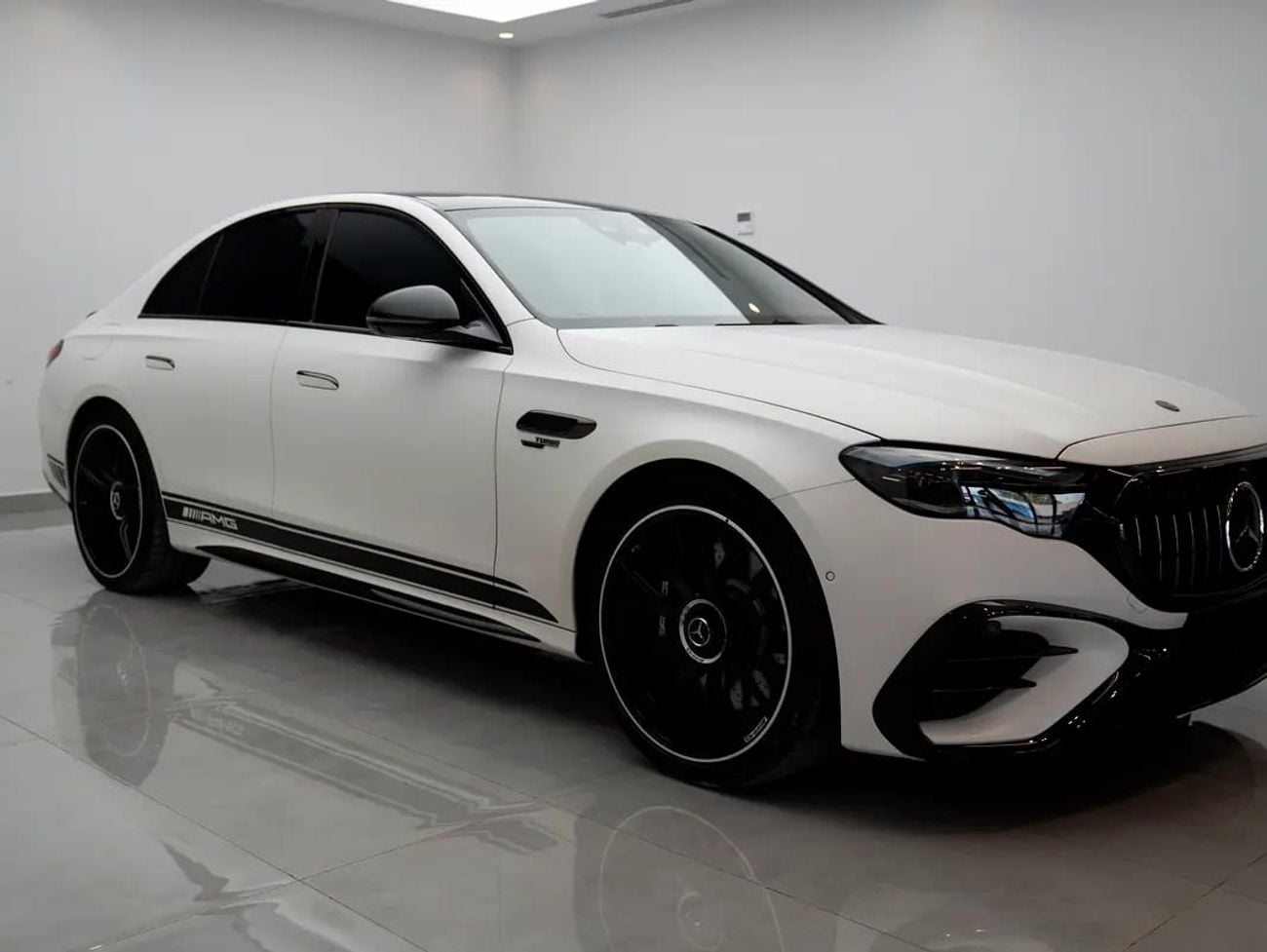 مرسيدس بنز E 53 AMG Mercedes-AMG E53 | Very low mileage | Luxury Performance Sedan