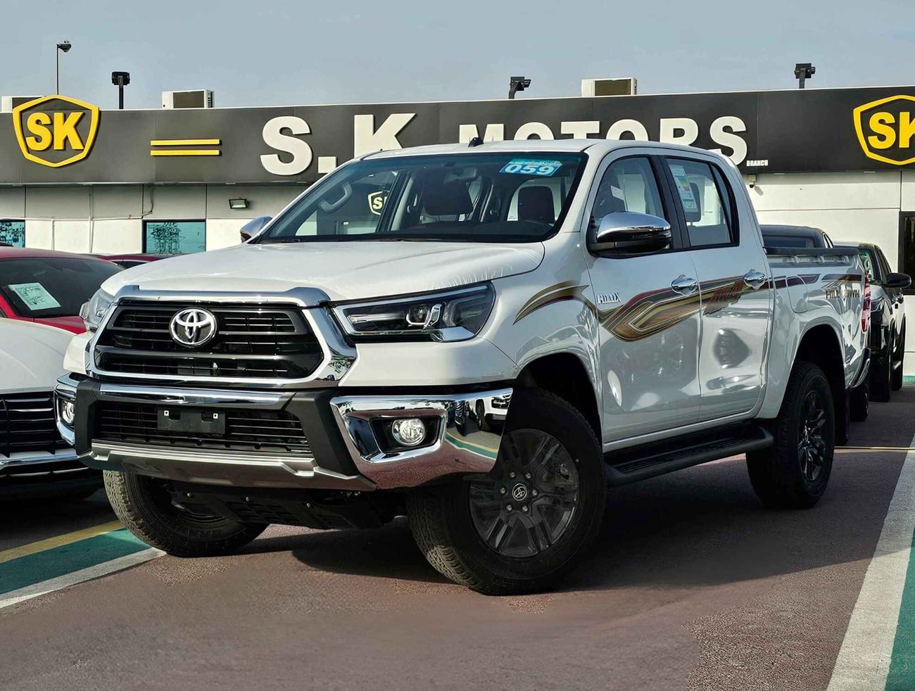 Toyota Hilux A/T, 2.7L PETROL, DVD + CAMERA, AUTO A/C, 4WD (CODE # HPDWAM2)