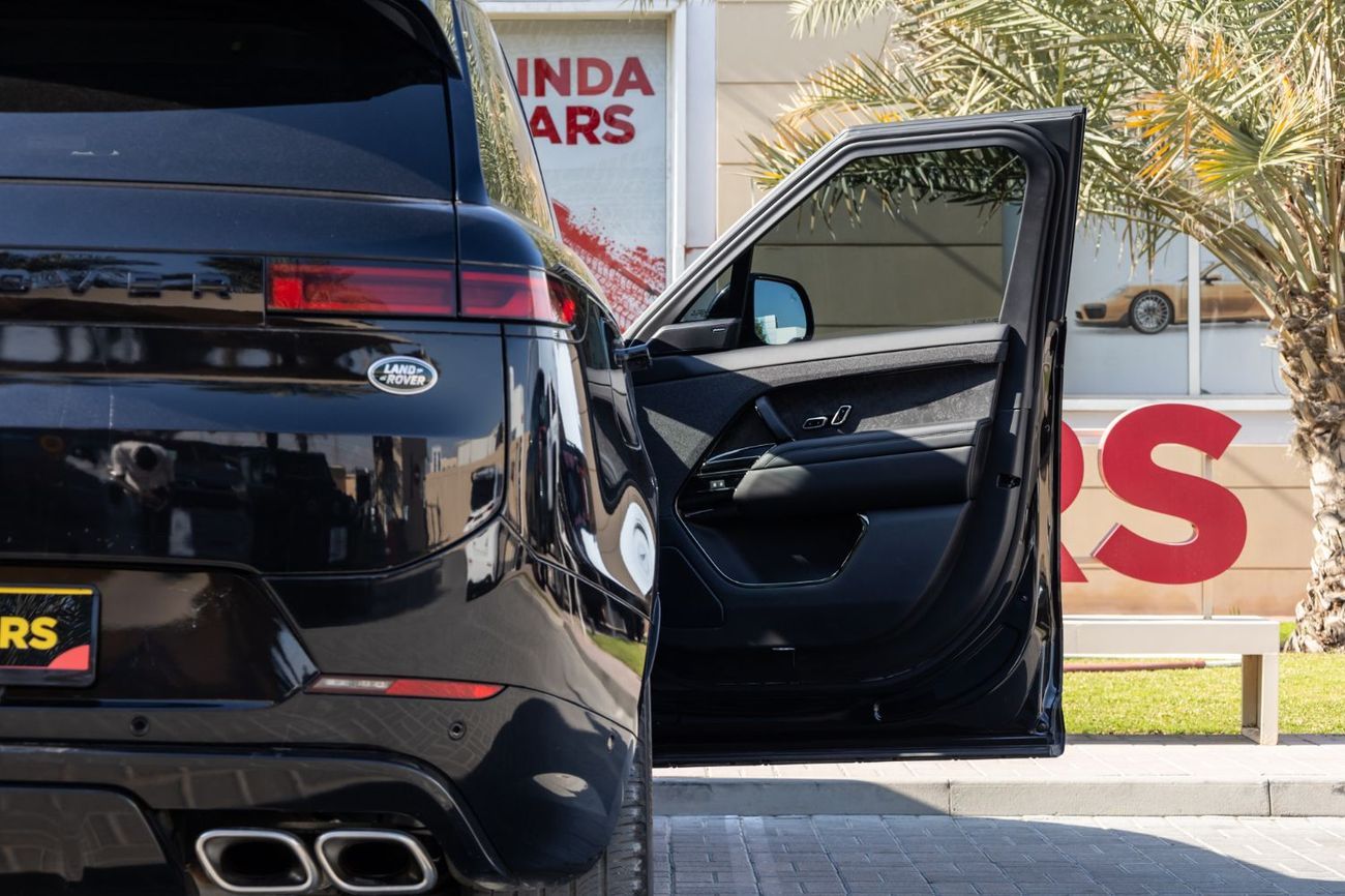 Land Rover Range Rover Sport P530 First Edition