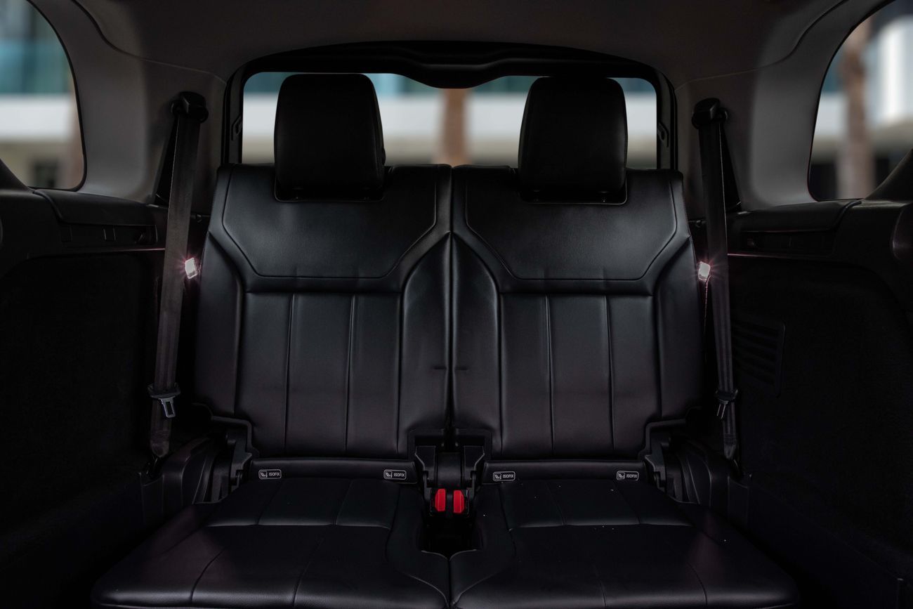 Land Rover Discovery Discovery HSE | 2,155 P.M | 0% Downpayment | WARRANTY | PRISTINE