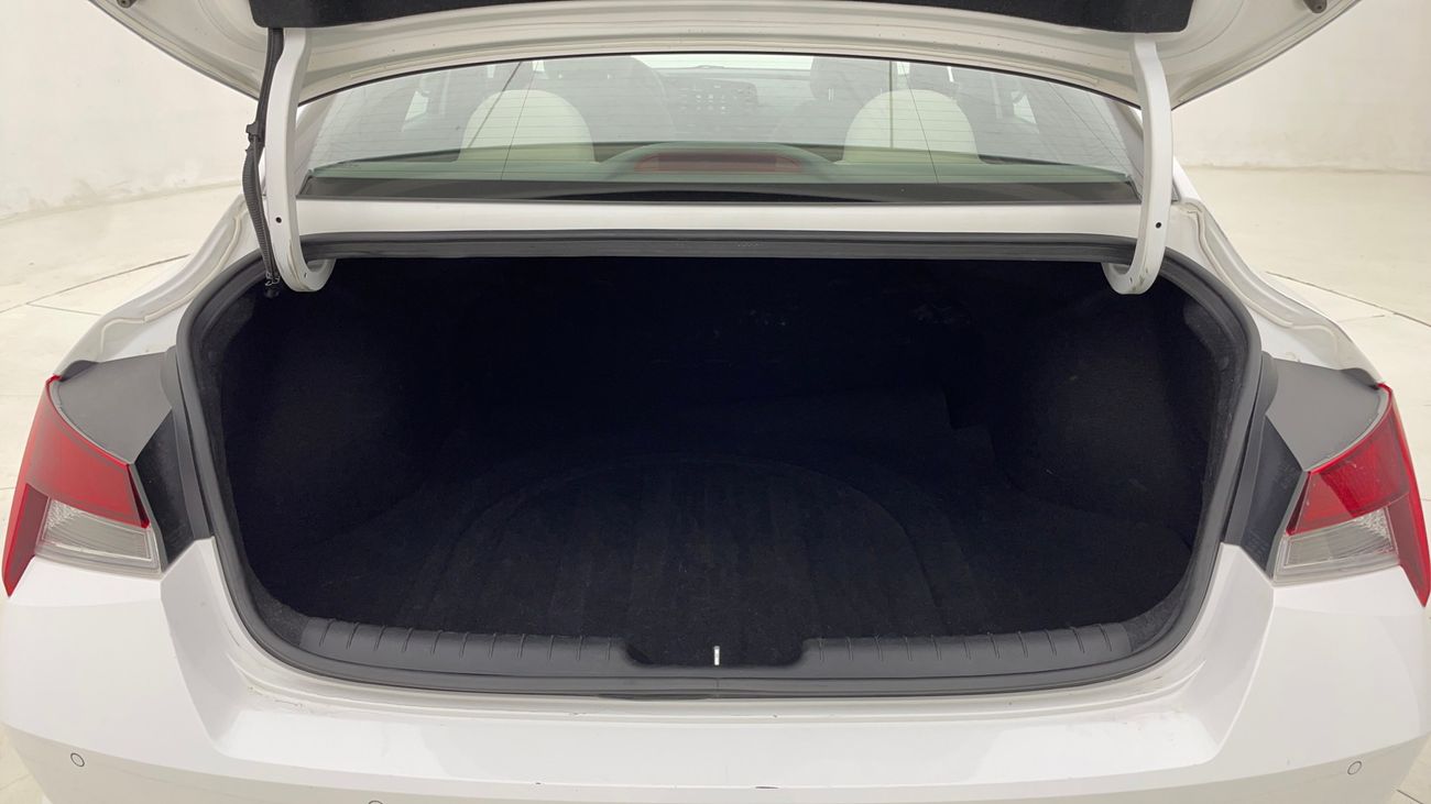 Hyundai Elantra SMART 1.6 | Zero Down Payment | Home Test Drive