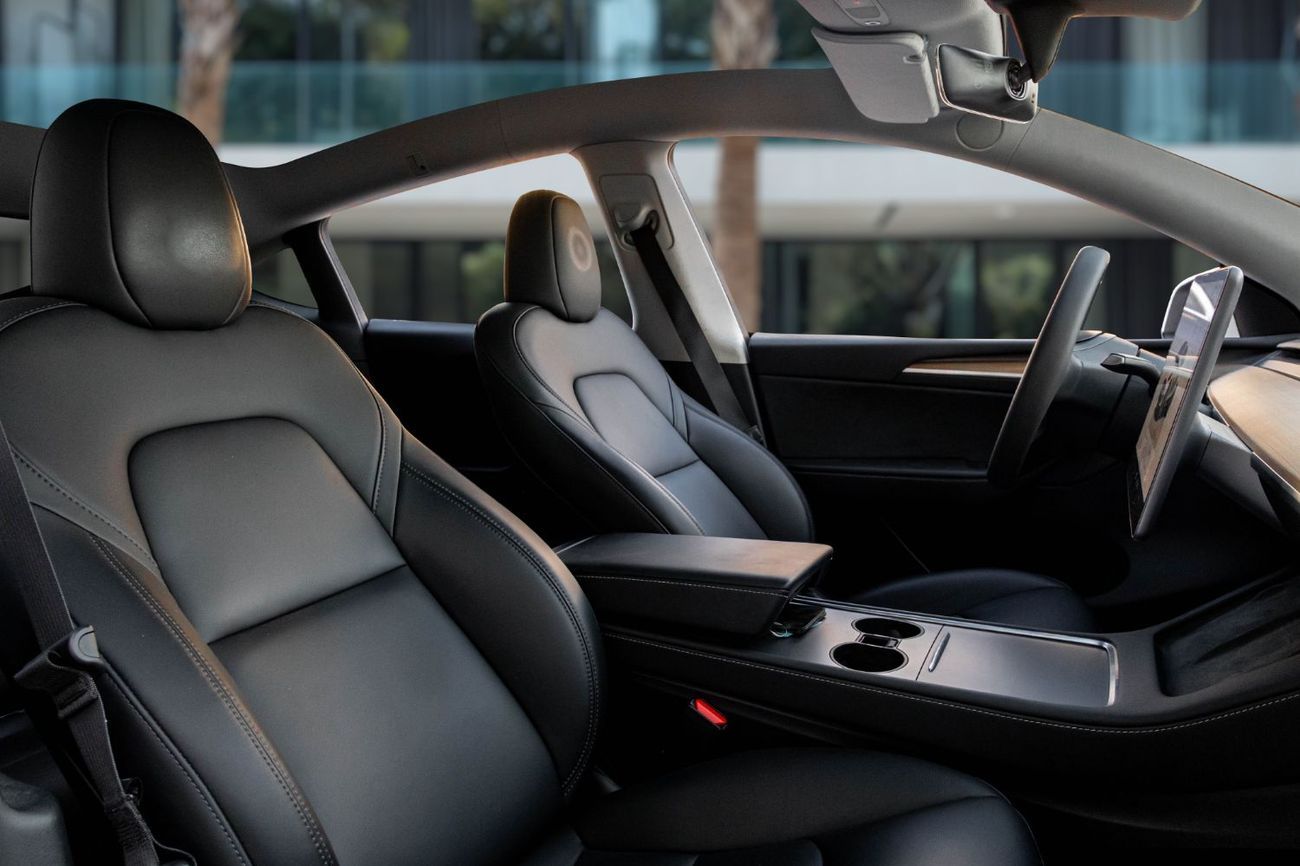 Tesla Model Y Dual Motor | 2,350 P.M | 0% Downpayment | Excellent Condition!