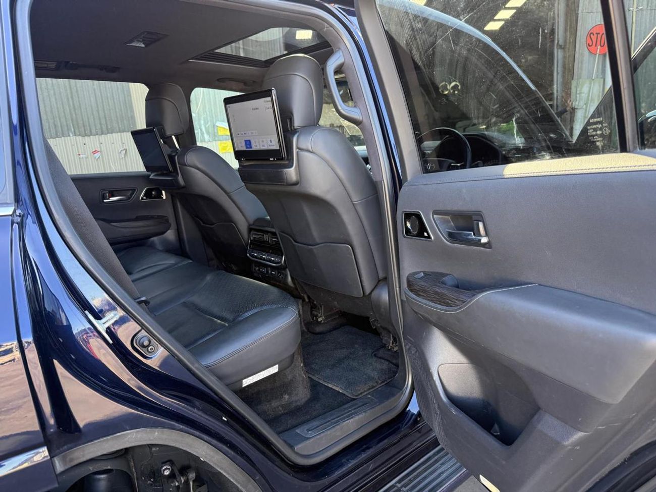 Toyota Land Cruiser Toyota Landcruiser Zx Sahara RHD diesel engine model 2022