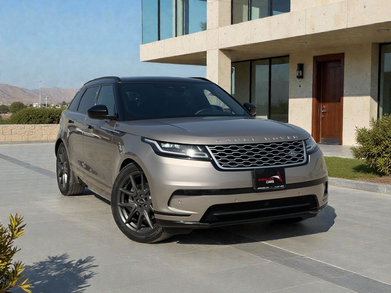 لاند روفر رينج روفر فيلار P250 S 2.0L Petrol