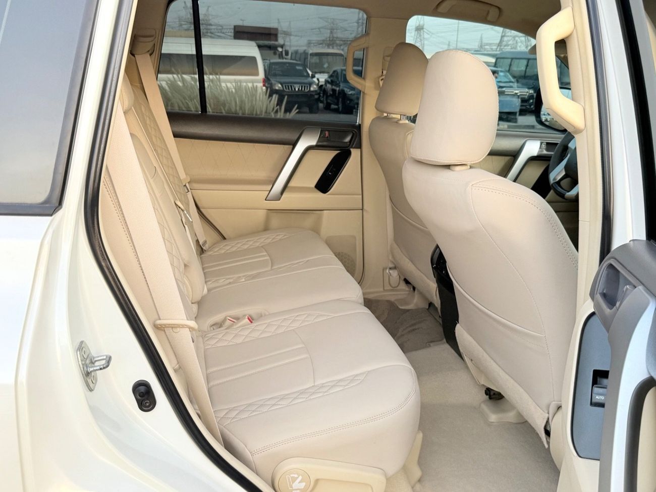 Toyota Prado Toyota Prado 2017 V4TX-L 2.7L (271 HP)