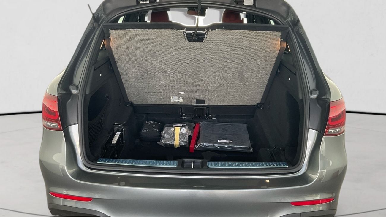 مرسيدس بنز GLC 300 2.0 GLC 300 4MATIC AUTO PREMIUM PLUS | شامل الضمان | 0 ﺪﻔﻋﺓ ﺃﻮﻟﻯ