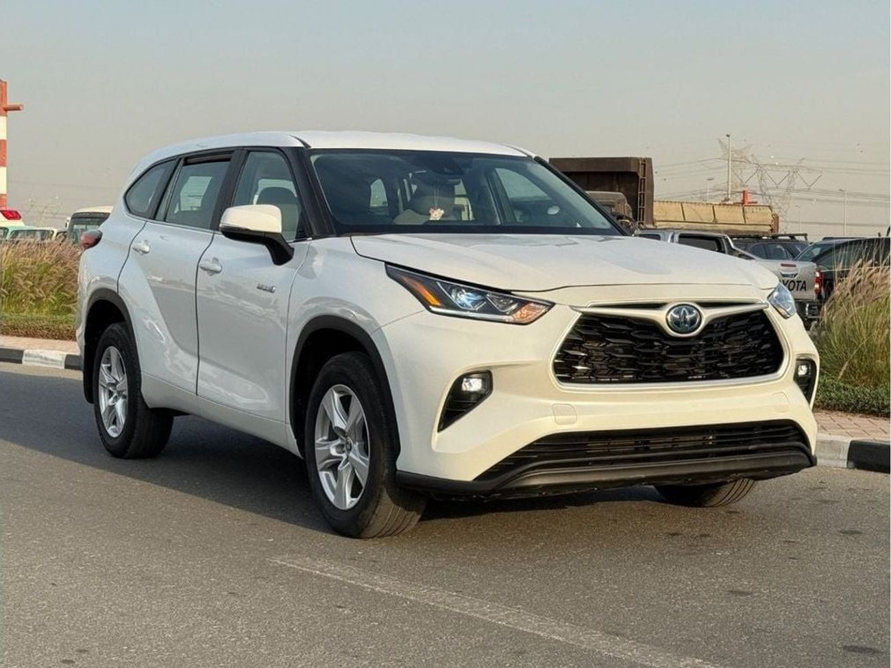 تويوتا هايلاندر Highlander Hybrid Gcc