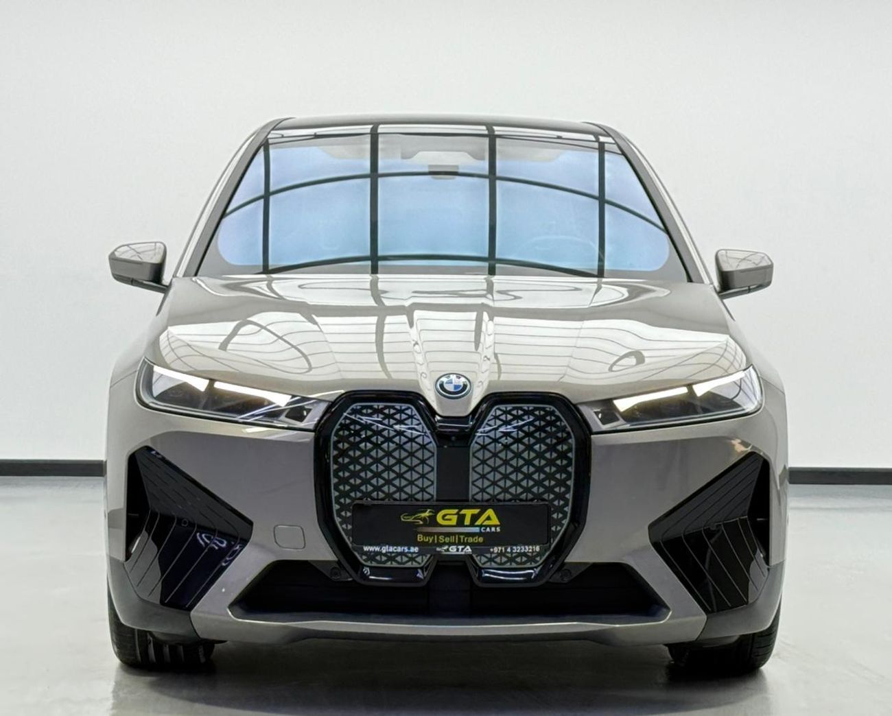 BMW iX xDrive40 2023 BMW iX xDrive40, 2028 BMW Warranty, 2029 BMW Service Pack, Low Km, Fully Loaded, GCC