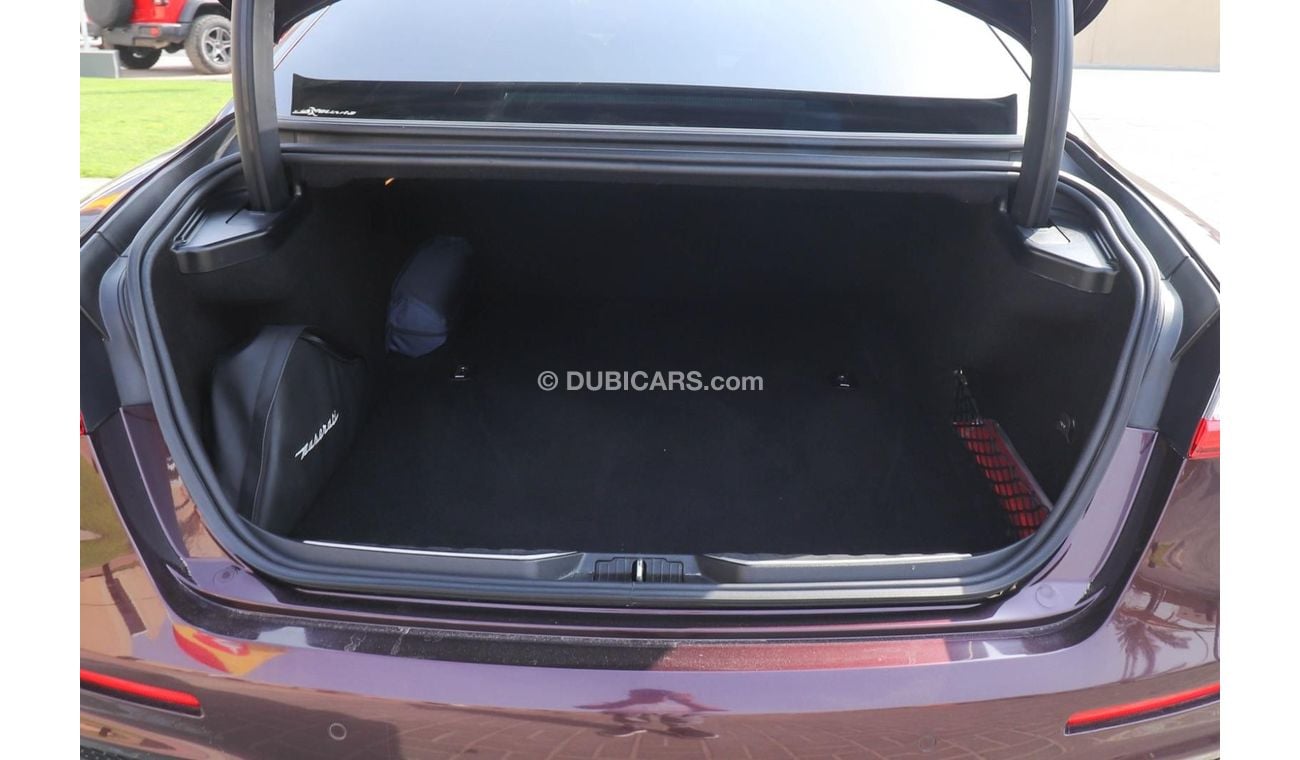 Maserati Quattroporte M156