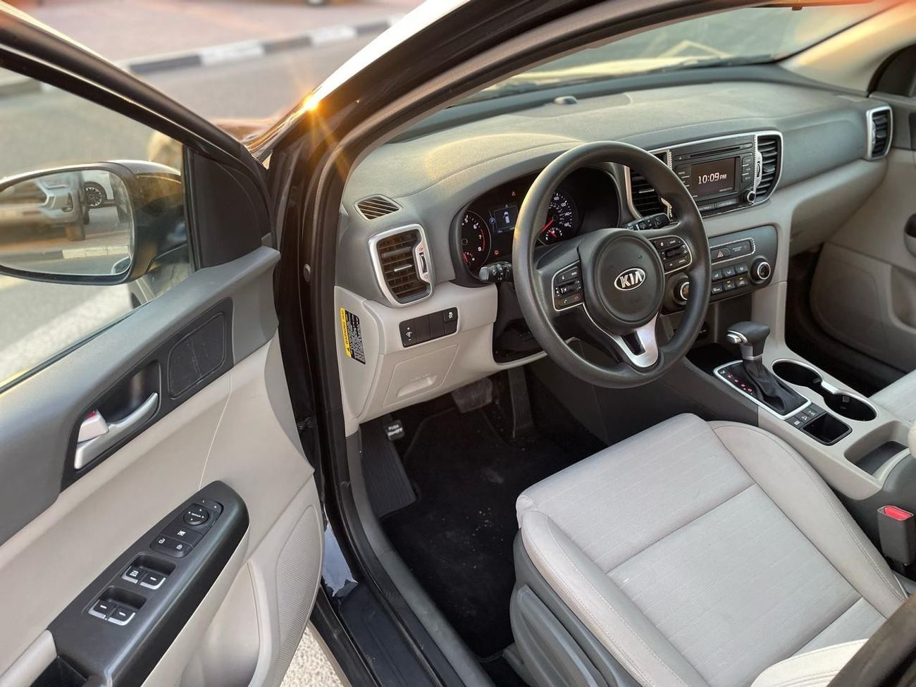 Kia Sportage 2018 Kia Sportage LX 2.4L V4 - AWD 4x4 - Rims With Rear CAM -