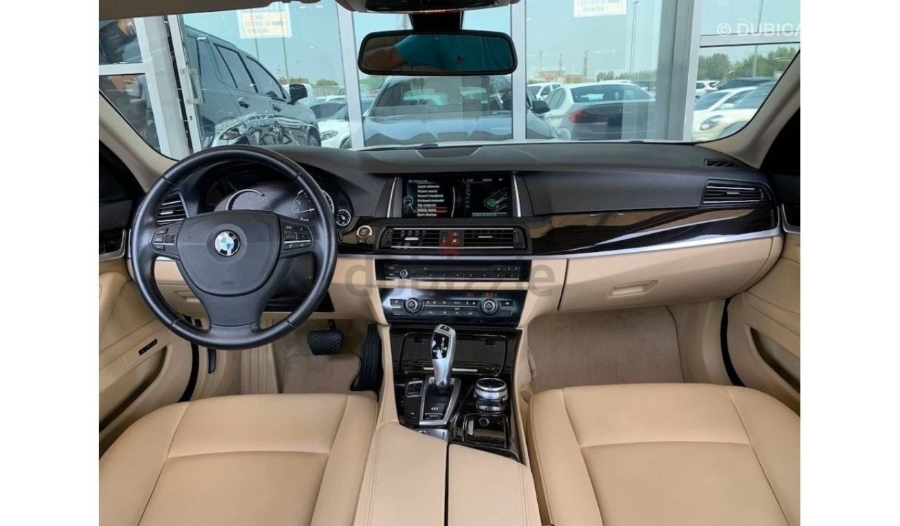 BMW 520i AED 1600/MONTHLY | 2015 BMW 5 SERIES 520I EXCLUSIVE | GCC