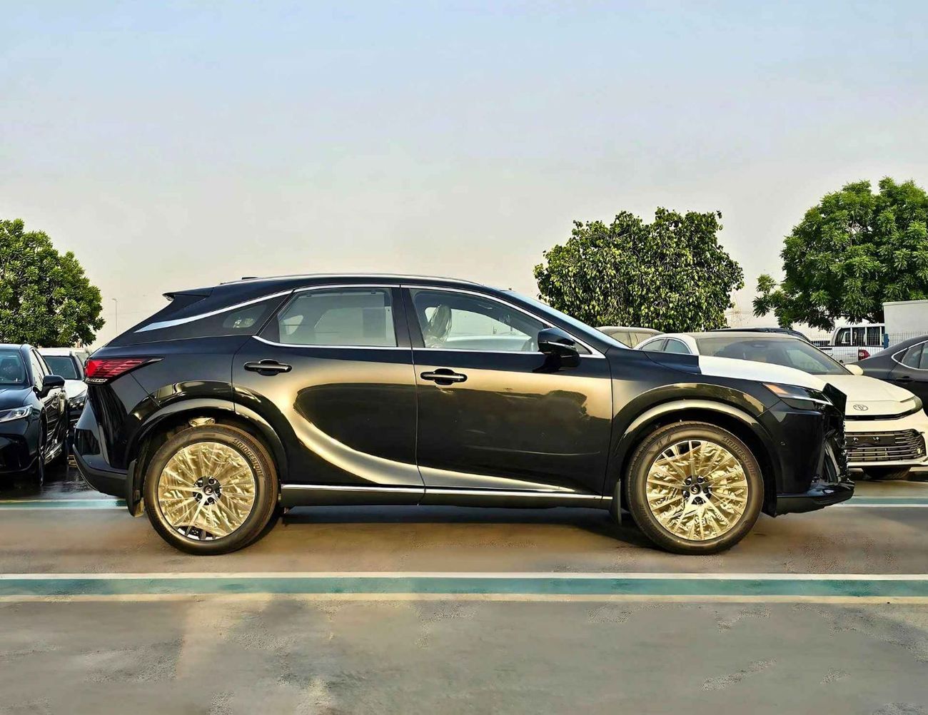 Lexus RX350 ELITE / 2.4L V4 PETROL / HEADUP DISPLAY / 360* / PANORAMIC (CODE # RXEO)