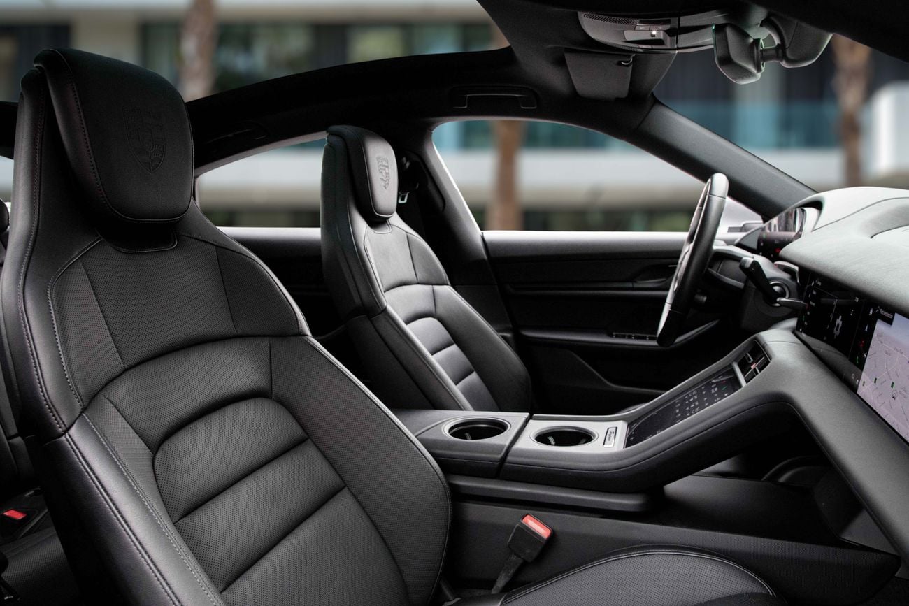 Porsche Taycan Taycan | 4,994 P.M | 0% Downpayment | WARRANTY | IMMACULATE!