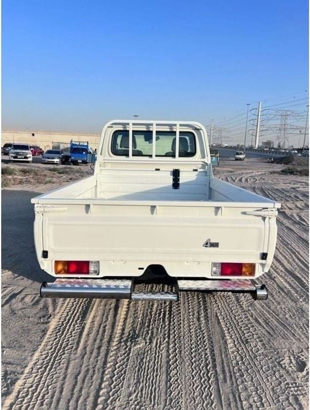 تويوتا لاند كروزر بيك آب Diesel 4.5 Liter Right Hand Drive Single Cab Manual Gear 1VD Engine