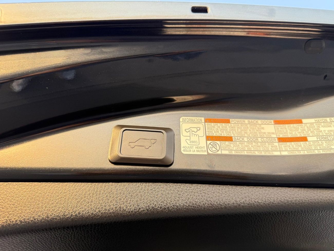 تويوتا راف ٤ XLE 2.5L