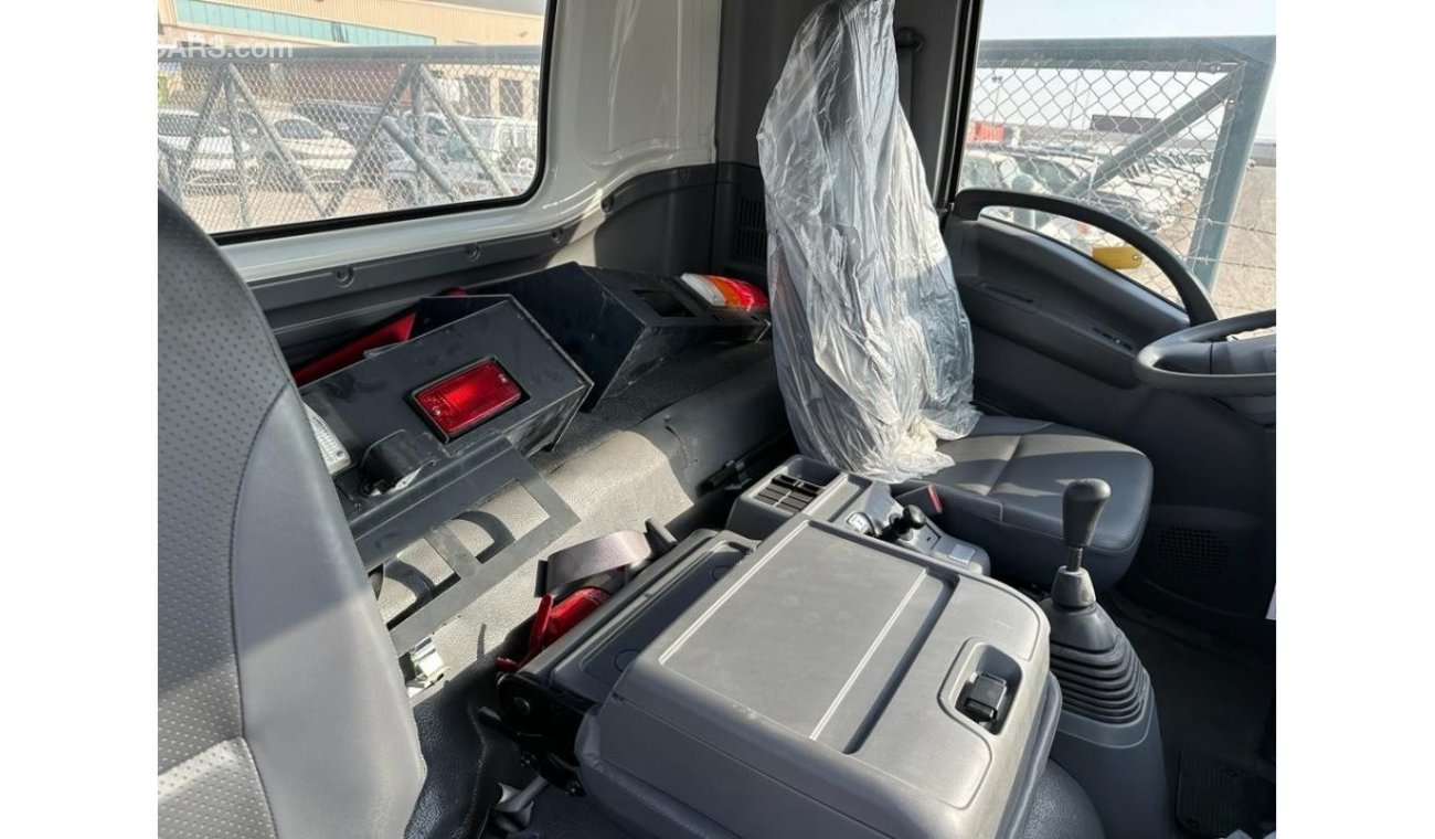 إيسوزو FVR Isuzu FVR34Q24G Cab Chassis Truck 4x2 , Payload 12.5 Ton.