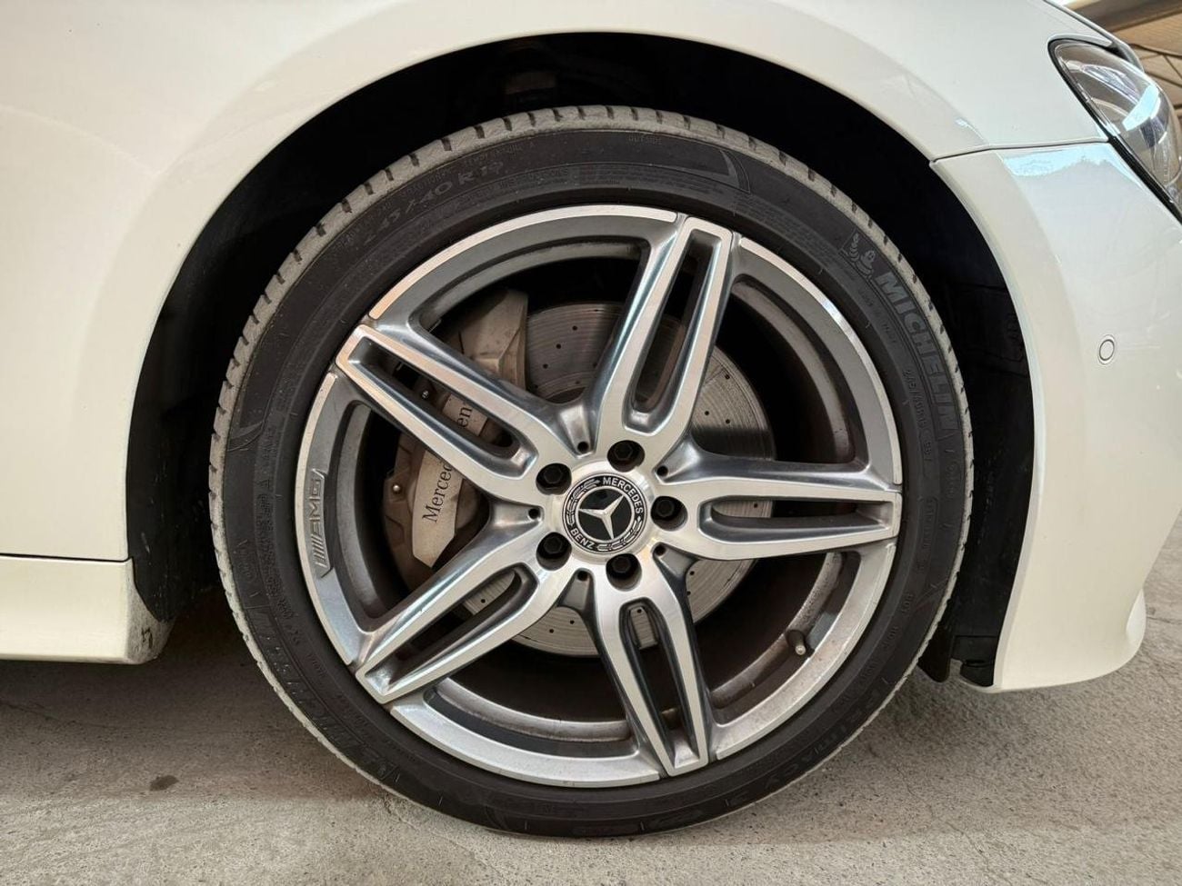 مرسيدس بنز E 400 AMG 3.0L