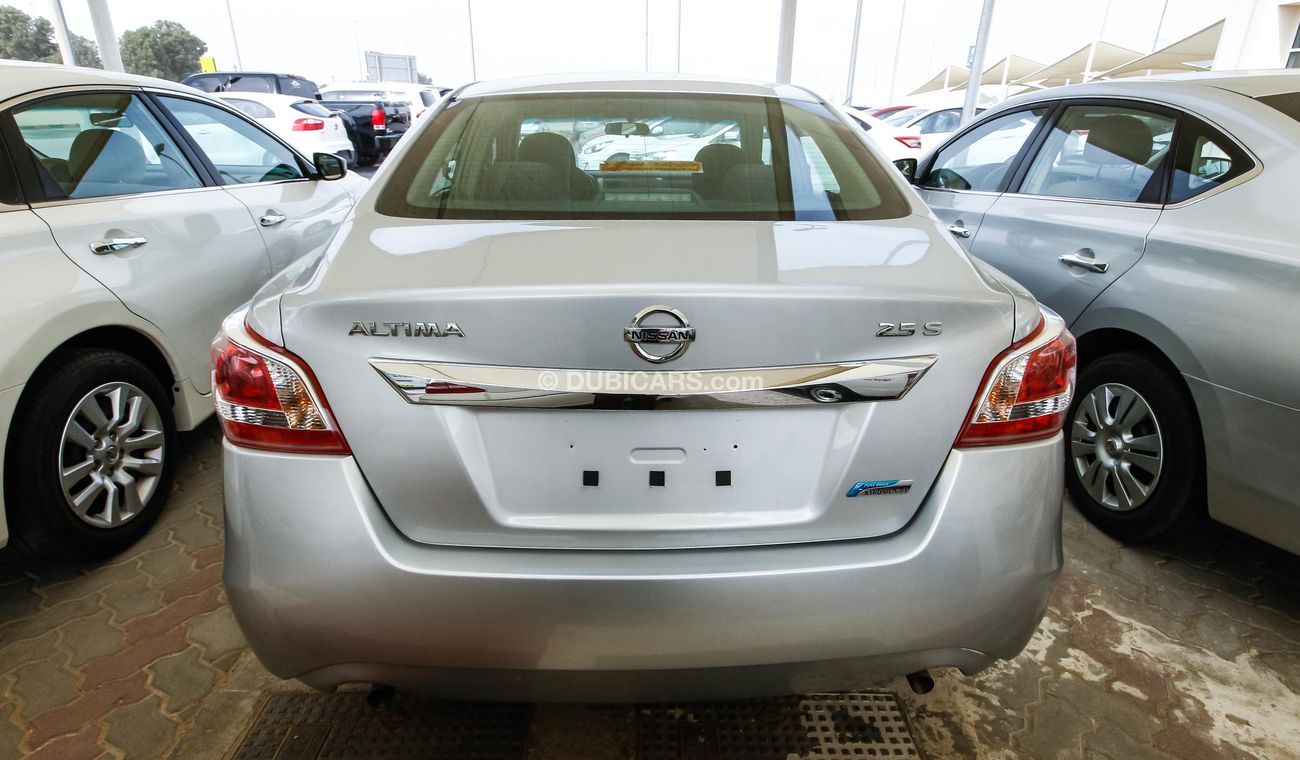 Nissan Altima 2.5 S