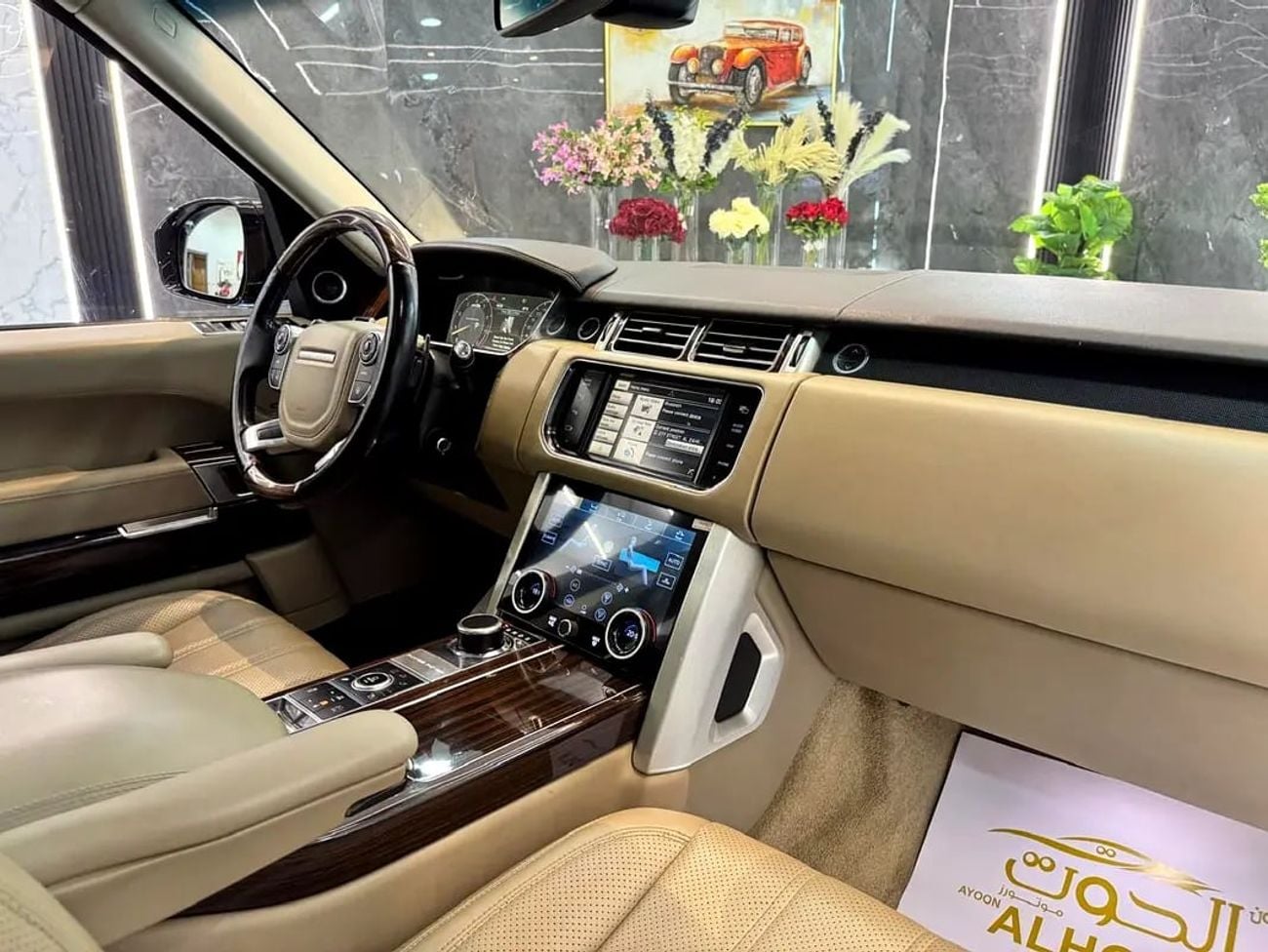 Land Rover Range Rover AUTOBIOGRAPHY SUPERCHARGED FACELIFT RR VOGUE V8 || GCC || TOP RANGE || PERFECT CONDITION
