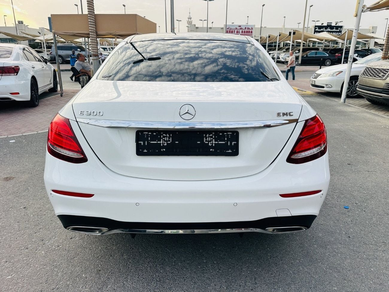 مرسيدس بنز E300