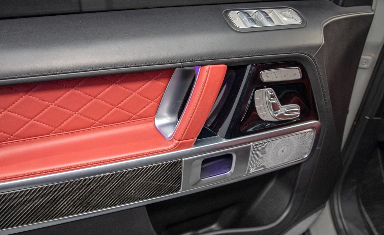 Mercedes-Benz G 63 AMG 4X4² Double Night Package