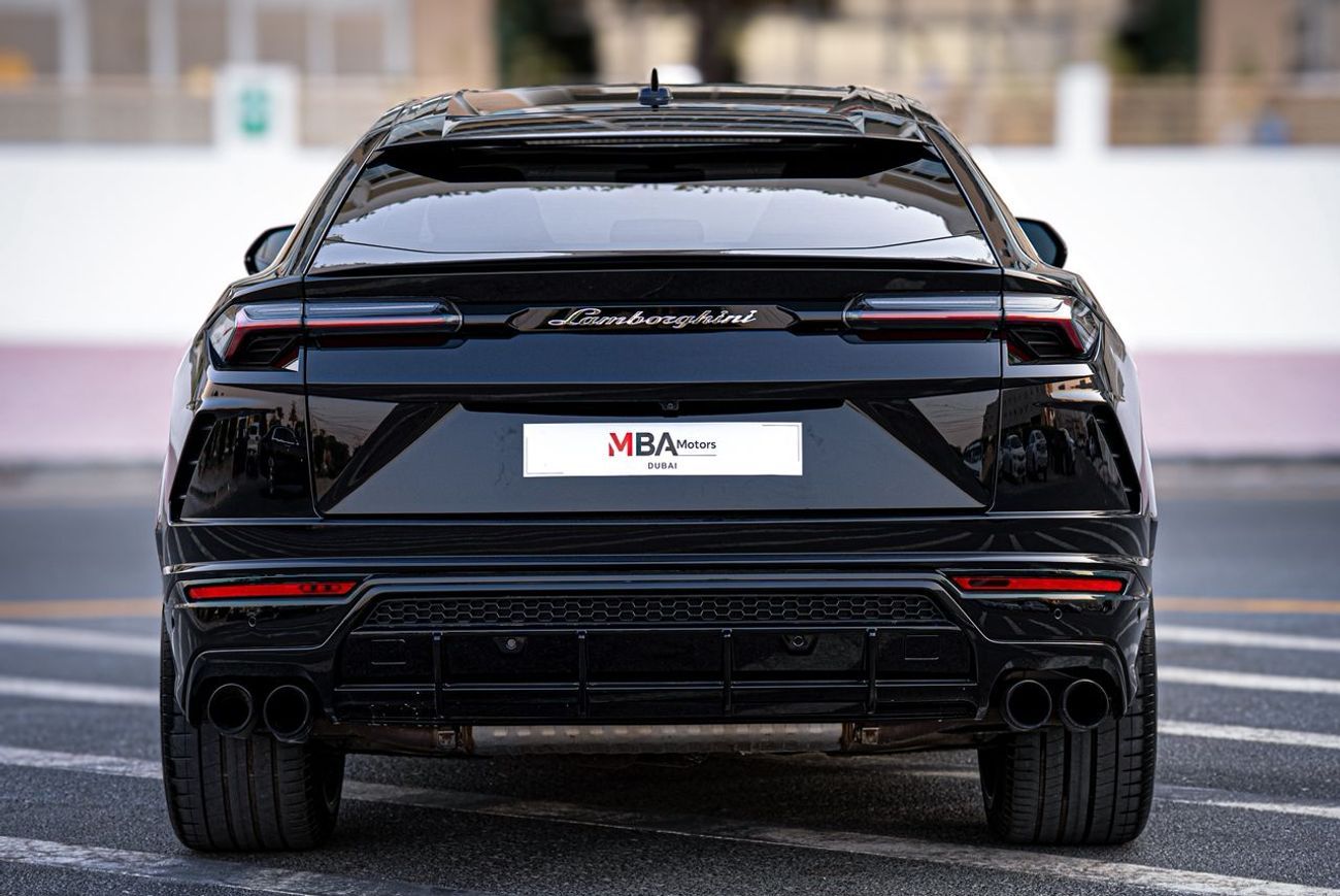 Lamborghini Urus STD 4.0T V8