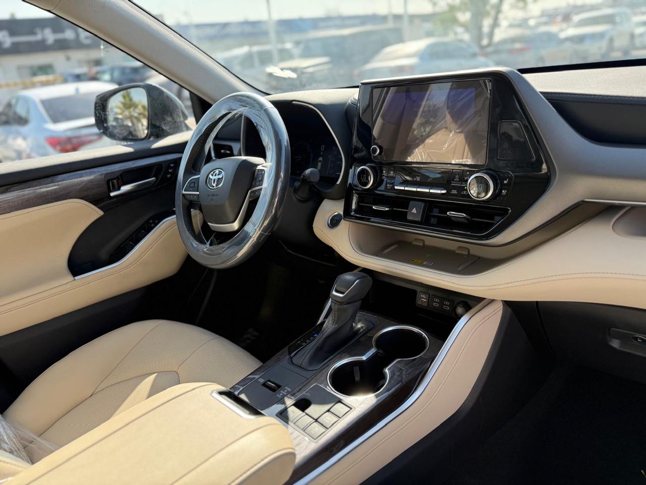 تويوتا هايلاندر TOYOTA HIGHLANDER , HEV , LIMITED 2.5L HYBRID 7 SEATS , 2025 MODEL