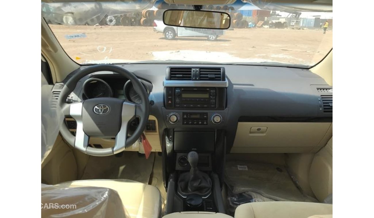 Toyota Prado TX - MANUAL TRANSMISSION 2.7L