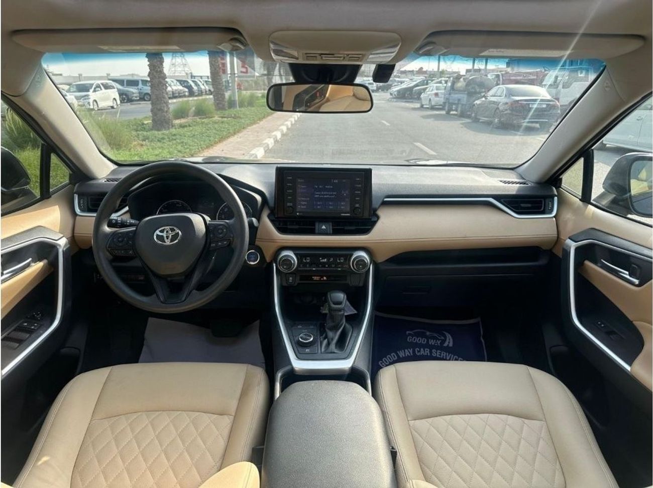 Toyota RAV4 hybrid Toyota Rav4 XLE 2020