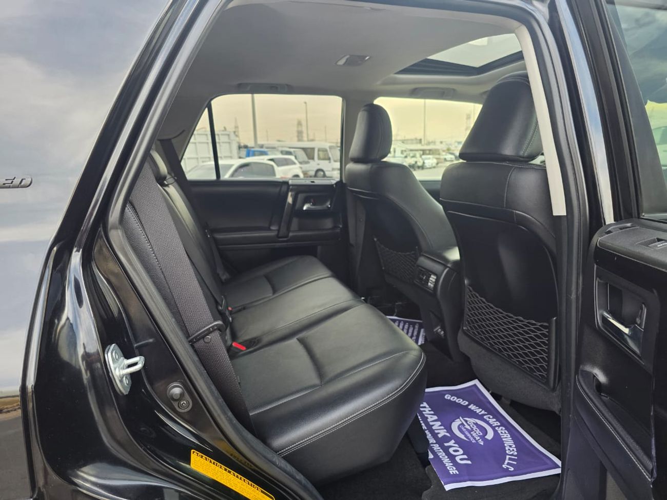 تويوتا Runner4 Nightshade Edition