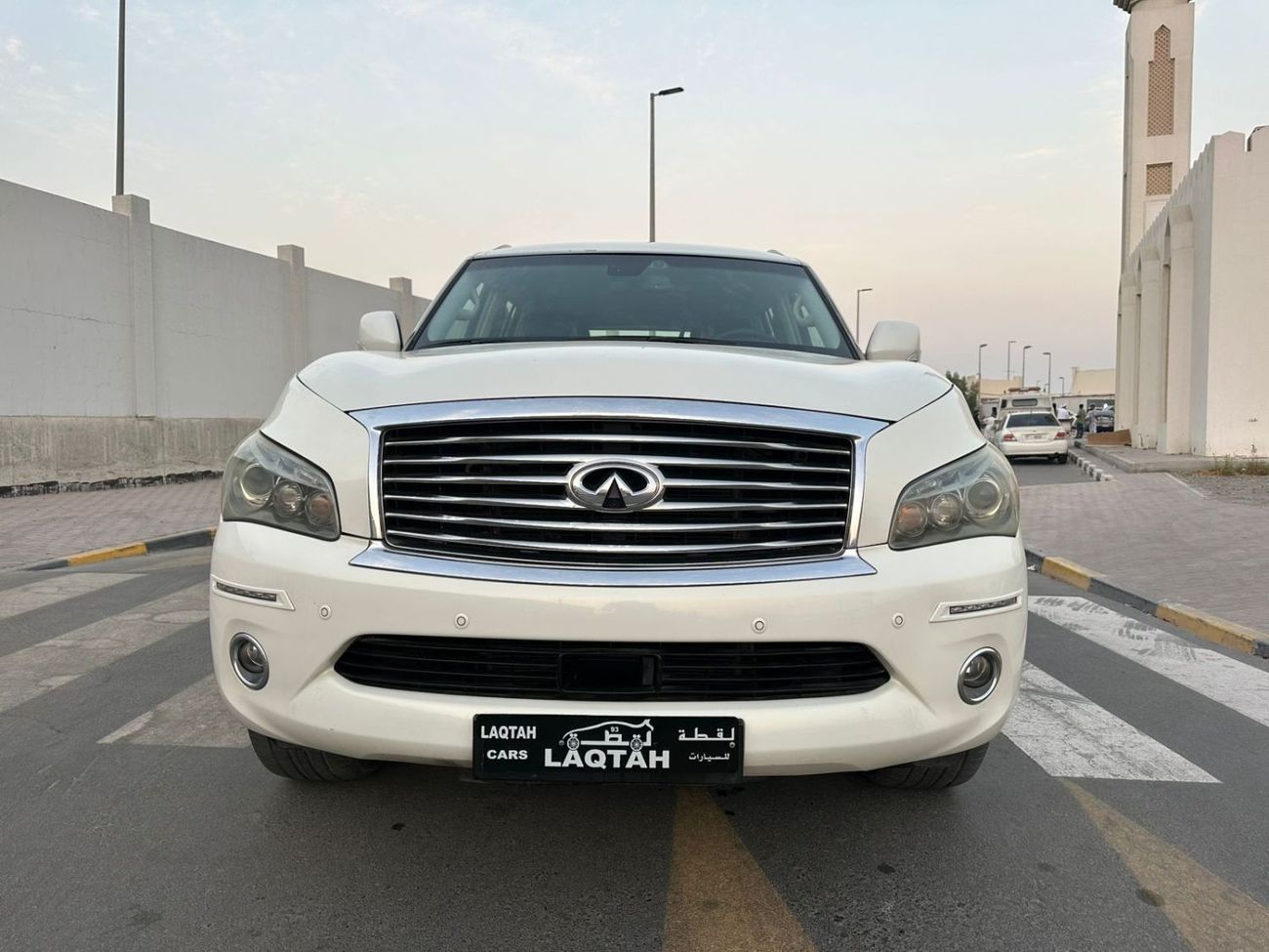 Infiniti QX80 Luxury 5.6L
