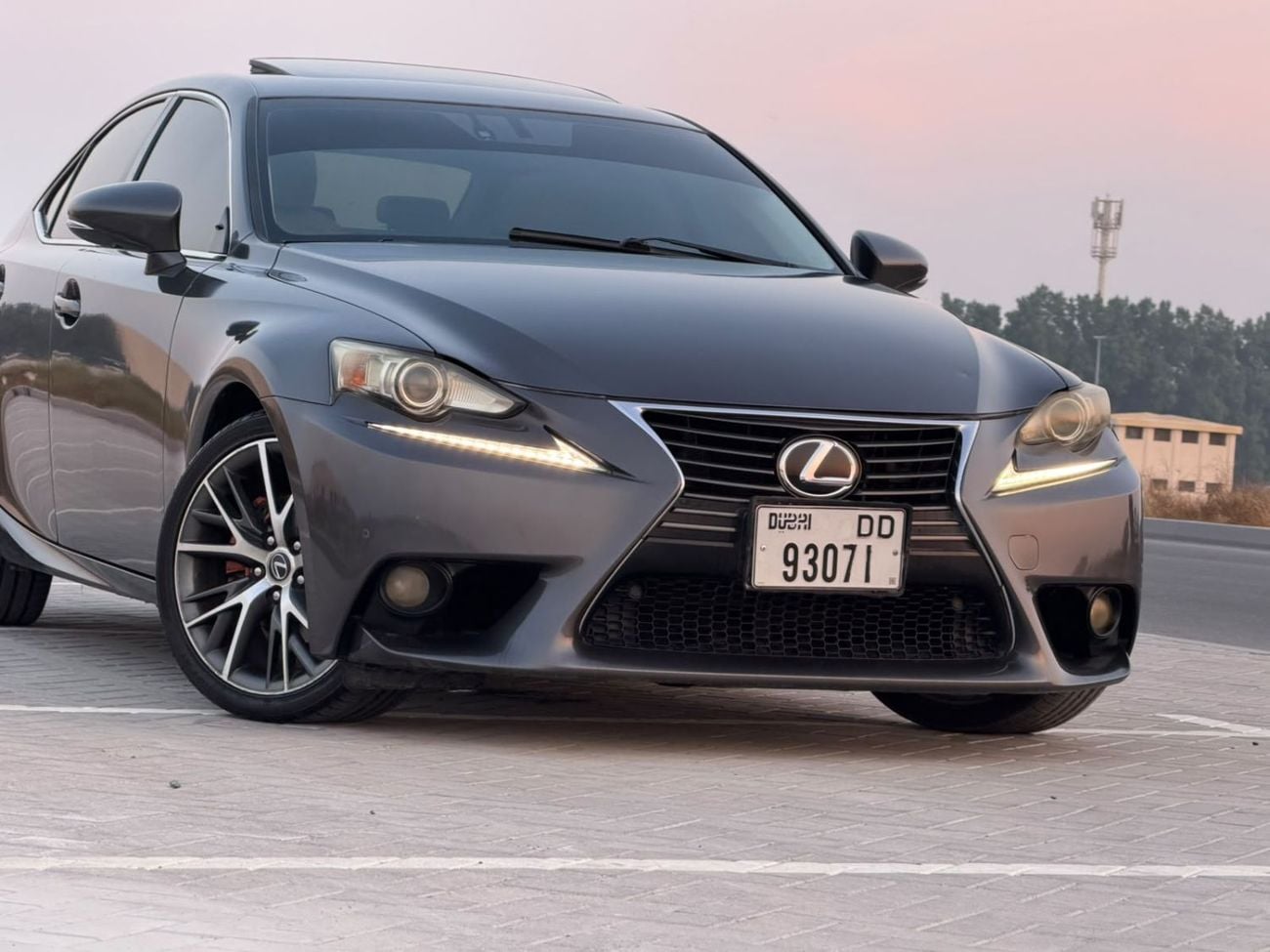Lexus IS250 PRESTIGE Gulf specification, full option, sunroof