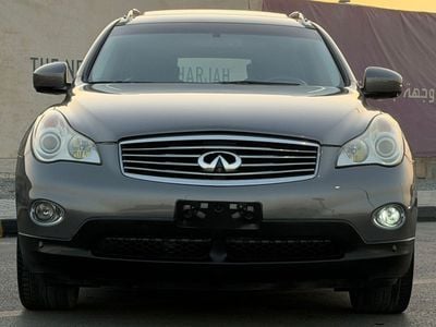 إنفينيتي EX35 تشيكات وكاله من الداخل و الخارج