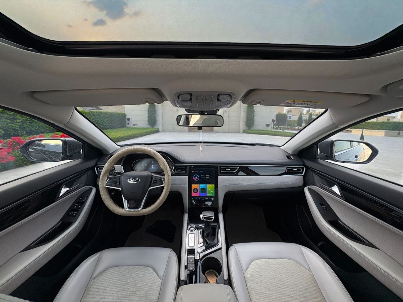 جاك J7 J7 1.5L A/T | 2022 | GCC SPECS | AED 560 per month