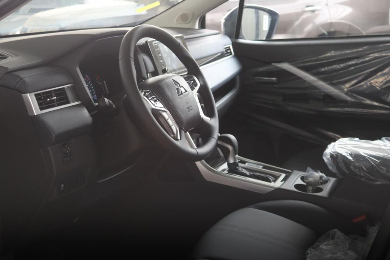 ميتسوبيشي إكسباندر كروس